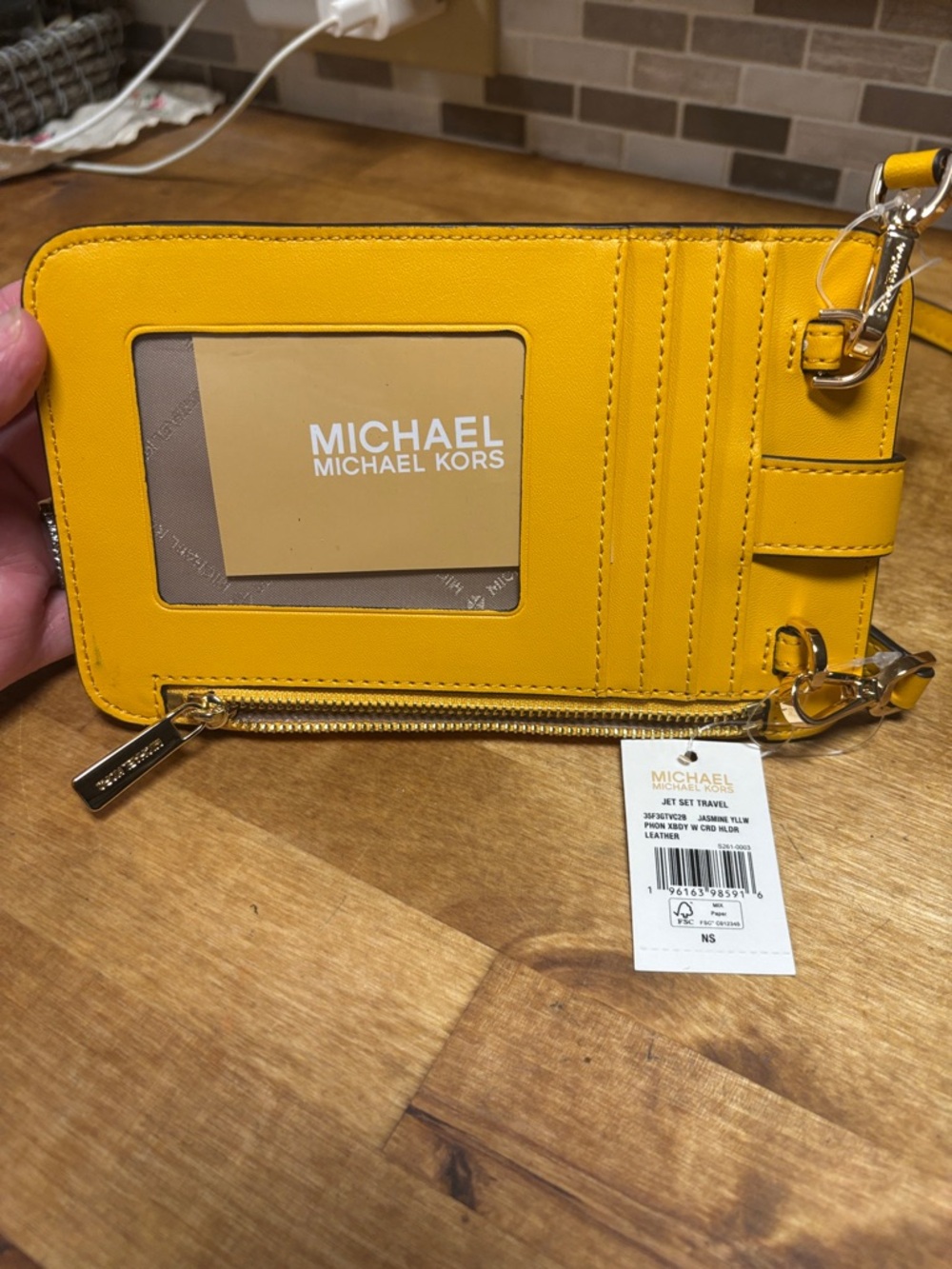 Michael Kors jasmine jet set Yellow MK Monogram Crossbody phone &  card holder - Picture 4 of 12